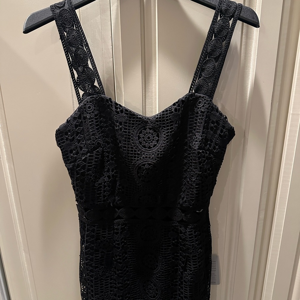 💋🌹NWT!! Lulu's Black Lace Midi Dress - Picture 7 of 9